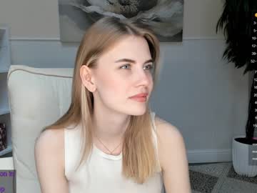 webcam girl fannycullimore live cam image #6621094