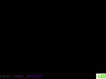 webcam girl foxhilary live cam image #2324545