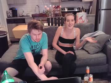 webcam couple naomihartxo live cam image #1420038