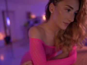 webcam girl hannahjames710 live cam image #4473602