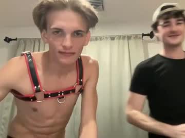 webcam man therealleogates live cam image #4091928