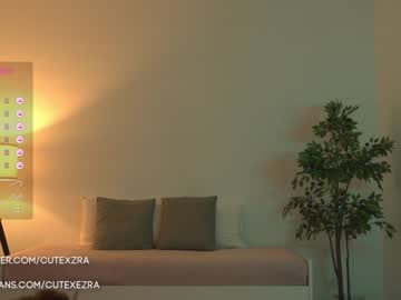 webcam girl ezra live cam image #5372526