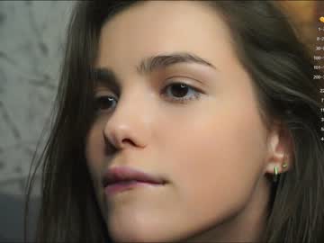 webcam couple emiliacourtney live cam image #5862904