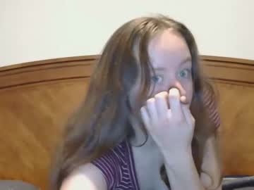 webcam girl sweetie_bird live cam image #6930476