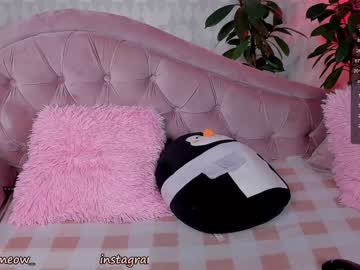 webcam girl lika_moon live cam image #4148474