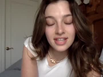 webcam girl scarlettebabygurl live cam image #4377296