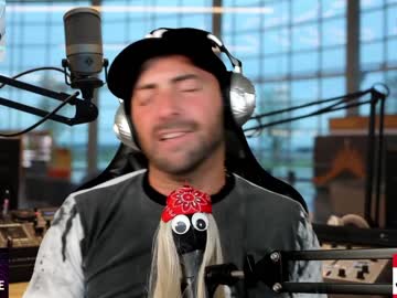 webcam man whaaaaaaaat live cam image #995298