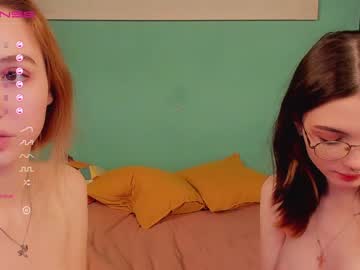 webcam couple sarahalpha live cam image #1000299