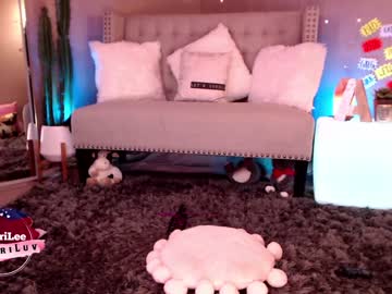 webcam girl aubrilee live cam image #2157526