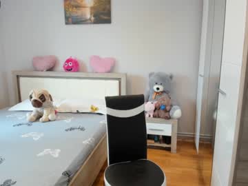 webcam girl vanessacroft live cam image #2797801