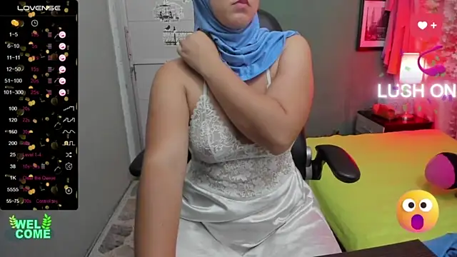 Stripchat busty sex cam AliaJedaah